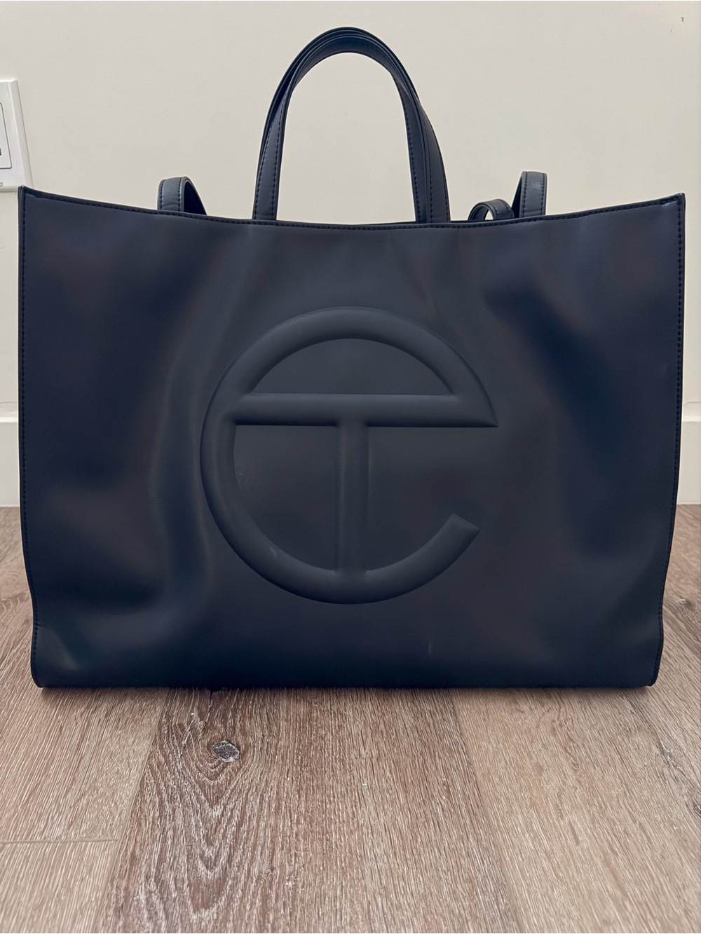 NWOT Like New - Telfar Large Shopping Bag Black